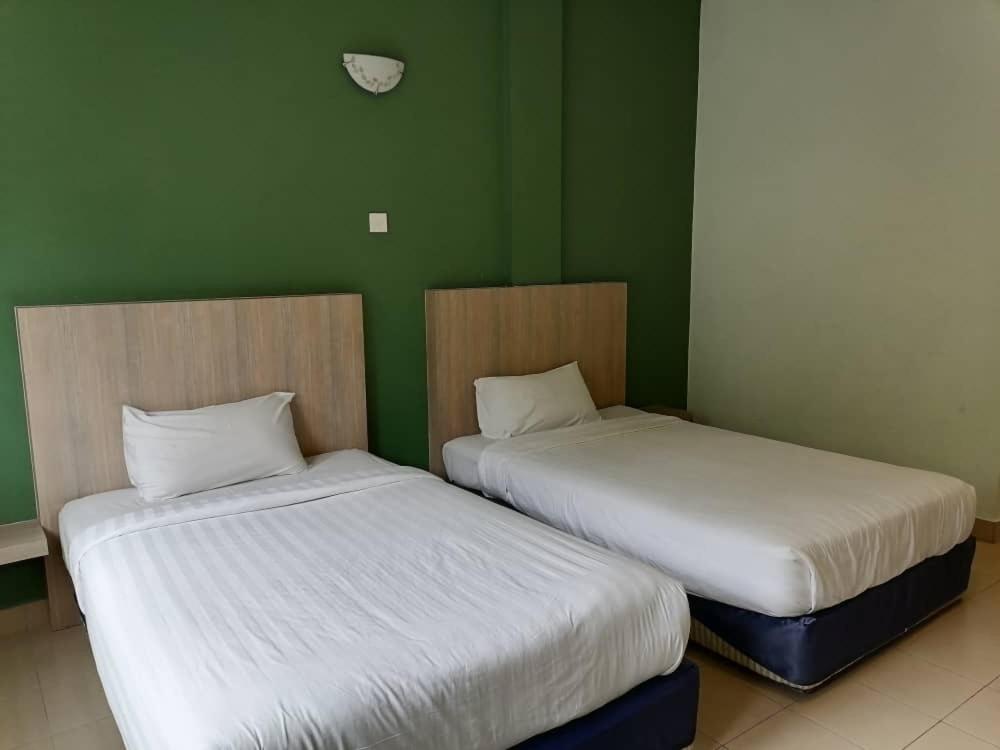 S2 Hotel Seremban Kültér fotó
