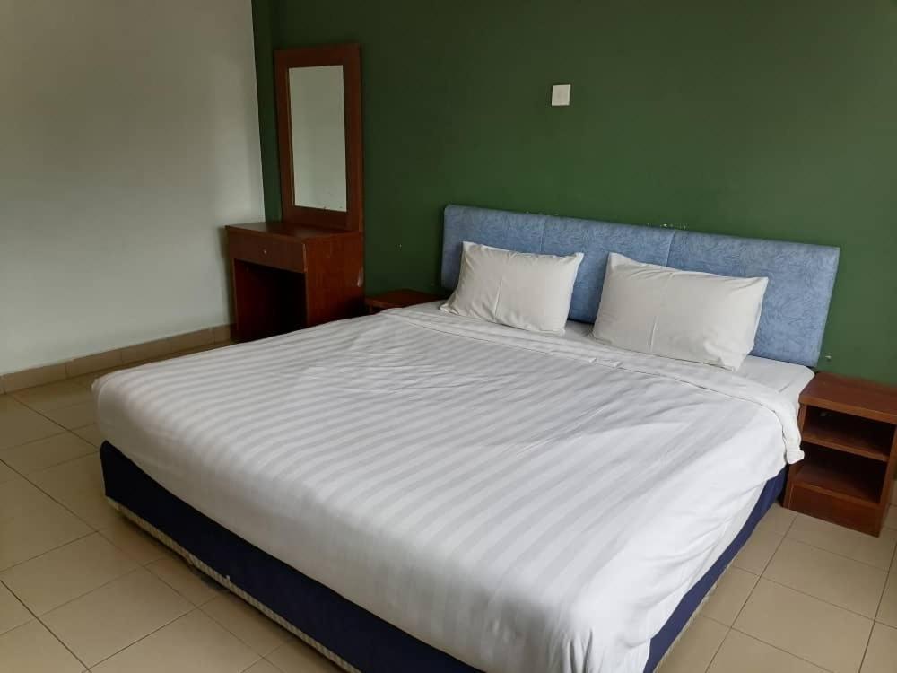 S2 Hotel Seremban Kültér fotó