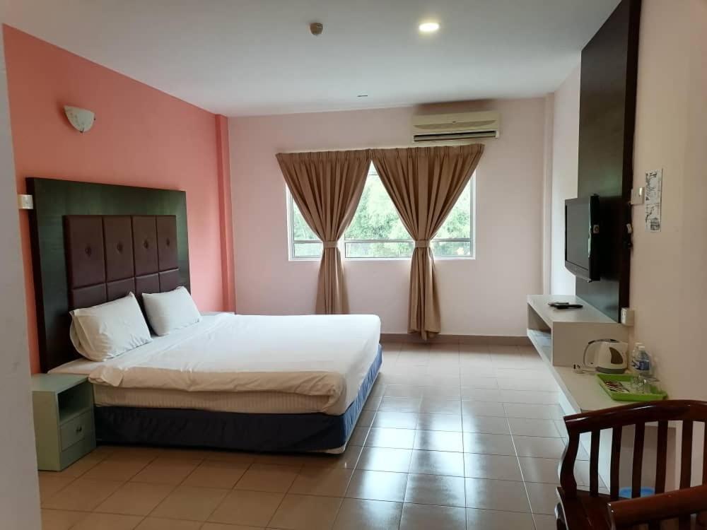 S2 Hotel Seremban Kültér fotó