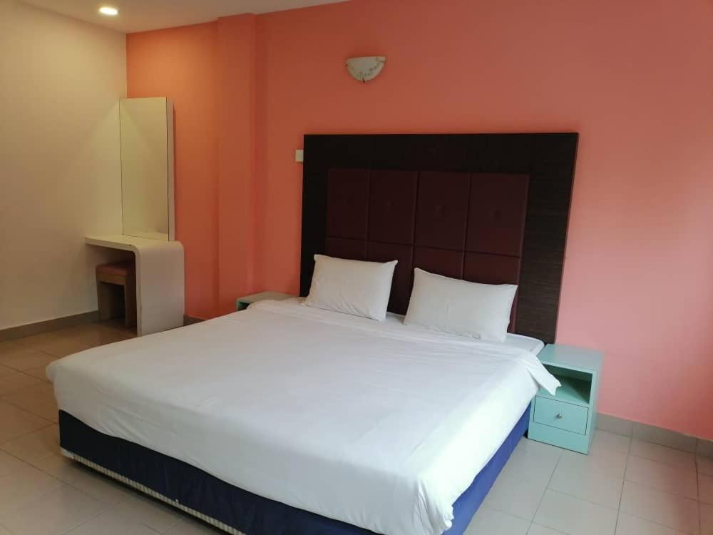 S2 Hotel Seremban Kültér fotó
