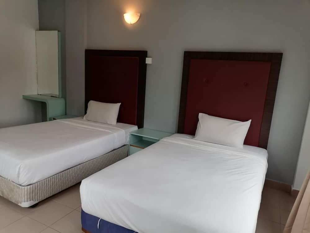 S2 Hotel Seremban Kültér fotó